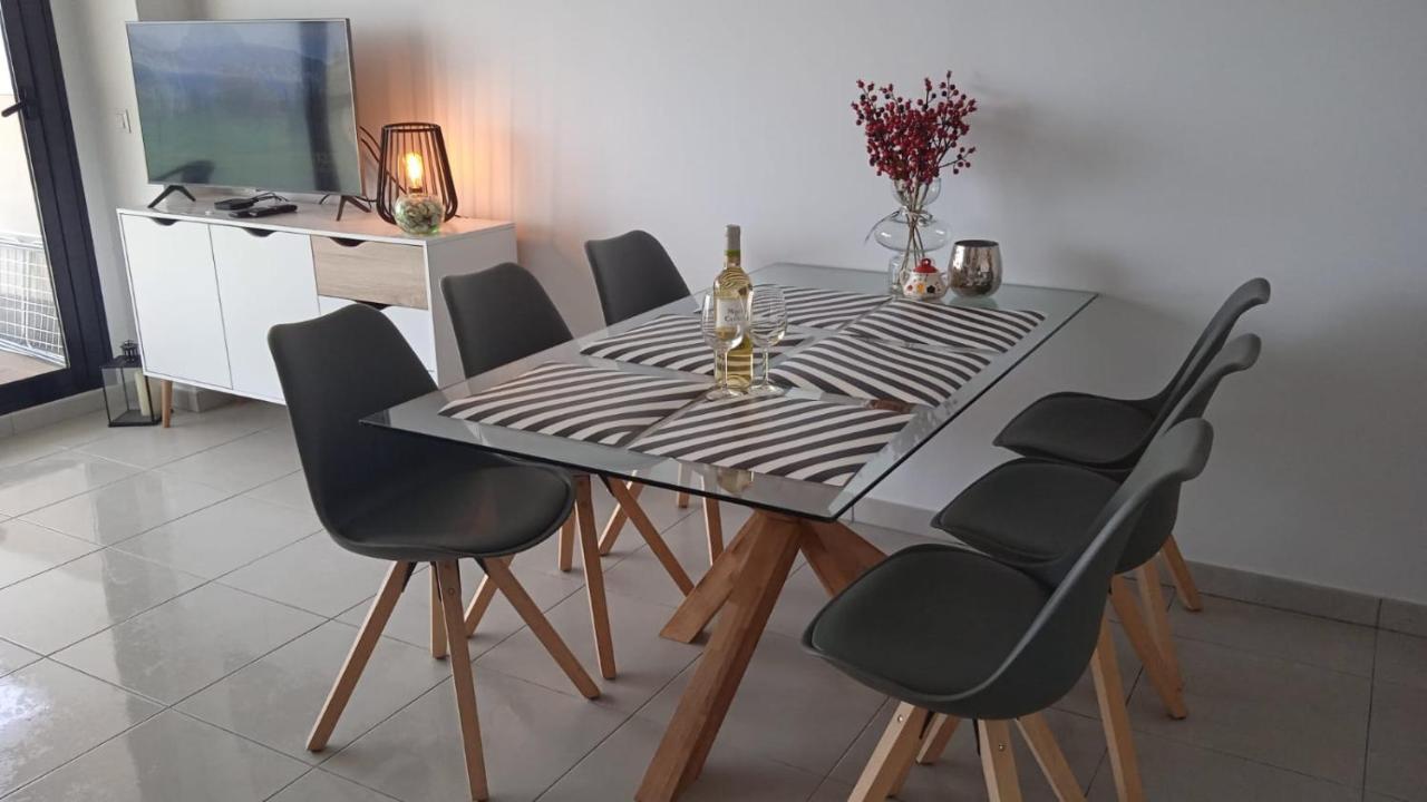 דירות Sea View And Ifach קלפה מראה חיצוני תמונה